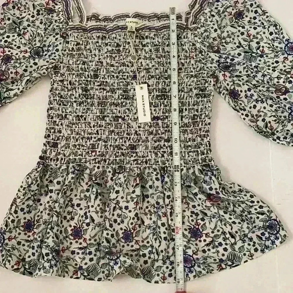 Max Studio smocked peasant blouse NWT size small - Picture 10 of 13